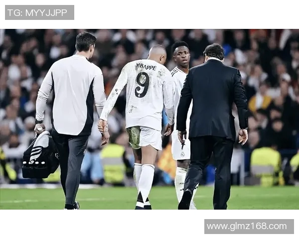 那些未能兑现期待的足球明星令人失望的表现与背后的故事